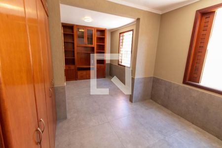 QUARTO 1 TÉRREO de casa para alugar com 5 quartos, 279m² em Botafogo, Campinas