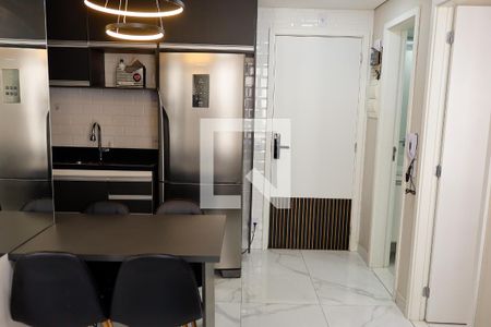 sala de apartamento para alugar com 2 quartos, 37m² em Presidente Altino, Osasco