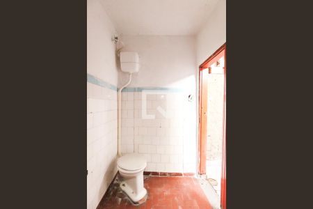 Banheiro de casa para alugar com 1 quarto, 22m² em Lajeado, São Paulo
