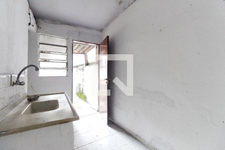 Cozinha de casa para alugar com 1 quarto, 22m² em Lajeado, São Paulo