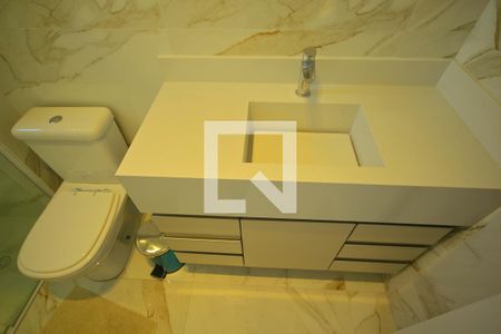 Banheiro da Suíte  de apartamento para alugar com 3 quartos, 114m² em Jardim do Mar, São Bernardo do Campo