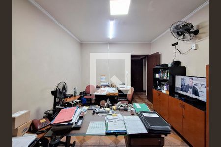 Quarto 1 de casa à venda com 3 quartos, 247m² em Vila Romero, São Paulo