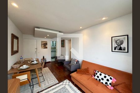 Sala de apartamento para alugar com 2 quartos, 72m² em Ipanema, Rio de Janeiro