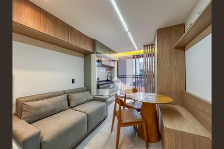 Kitnet/Studio para alugar com 1 quarto, 32m² em Centro, Rio de Janeiro