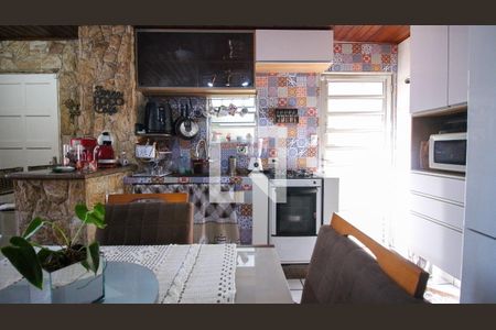 Casa à venda com 4 quartos, 250m² em Vila Alpina, São Paulo