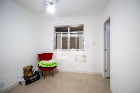 Quarto de casa para alugar com 1 quarto, 96m² em Penha, Rio de Janeiro