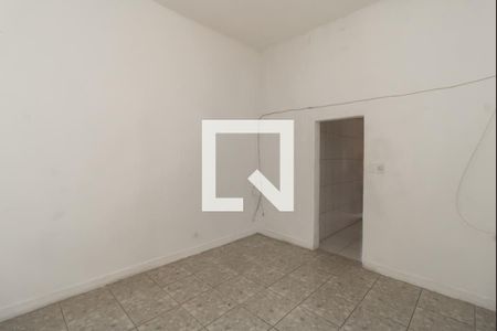 Quarto de casa à venda com 6 quartos, 200m² em Vila Talarico, São Paulo