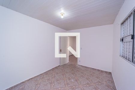 Quarto de casa à venda com 6 quartos, 200m² em Vila Talarico, São Paulo
