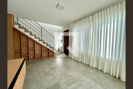 Sala de casa para alugar com 2 quartos, 108m² em Campeche, Florianópolis