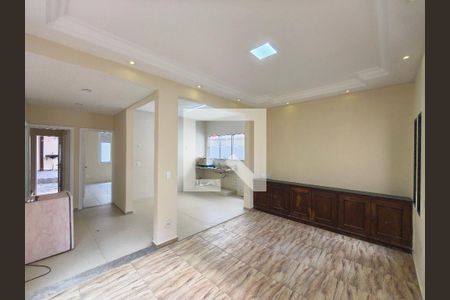 Casa para alugar com 4 quartos, 239m² em Freguesia (jacarepaguá), Rio de Janeiro