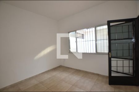 Sala de casa para alugar com 2 quartos, 80m² em Rocha Miranda, Rio de Janeiro
