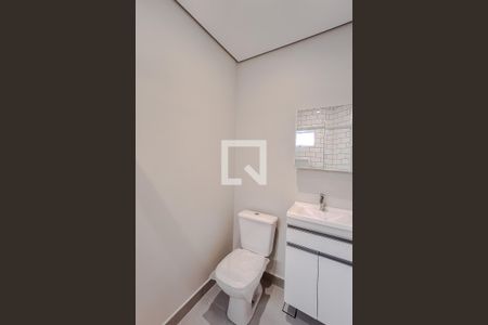 Banheiro de kitnet/studio para alugar com 1 quarto, 19m² em Vila Mariana, São Paulo