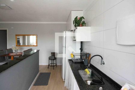 Cozinha de casa para alugar com 2 quartos, 75m² em Jardim Imperador (zona Leste), São Paulo