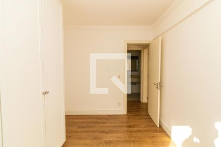 Quarto 2 de apartamento para alugar com 3 quartos, 117m² em Bela Vista, Porto Alegre