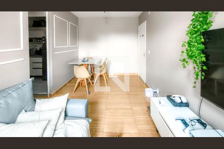 Sala de apartamento para alugar com 2 quartos, 48m² em Vila Arriete, São Paulo