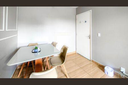 Sala de apartamento para alugar com 2 quartos, 48m² em Vila Arriete, São Paulo