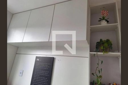 Cozinha de apartamento à venda com 2 quartos, 48m² em Santa Helena, Belo Horizonte
