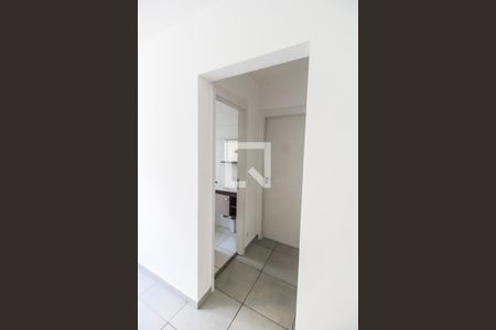 Corredor de apartamento para alugar com 2 quartos, 51m² em Centro, Barueri