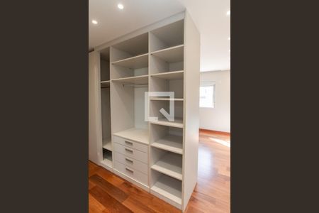 Suíte de apartamento à venda com 3 quartos, 135m² em Vila Irmaos Arnoni, São Paulo