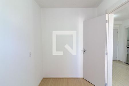Quarto 1 de apartamento para alugar com 2 quartos, 36m² em Jardim Sabara, São Paulo