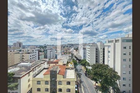 Vista da sala e quartos  de apartamento à venda com 4 quartos, 140m² em Cidade Nova, Belo Horizonte