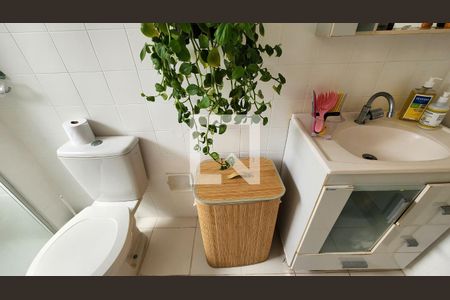 Banheiro  de apartamento para alugar com 1 quarto, 60m² em Pituba, Salvador