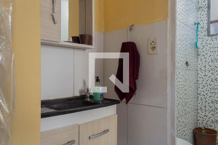 Banheiro de apartamento para alugar com 2 quartos, 50m² em Ferrazópolis, São Bernardo do Campo