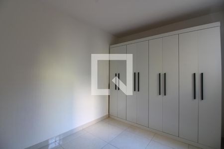 Quarto 1 de apartamento para alugar com 2 quartos, 38m² em Vila Santa Teresa, São Paulo