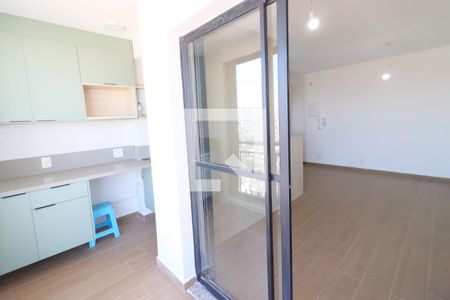 Sala de apartamento à venda com 2 quartos, 47m² em Ayrosa, Osasco