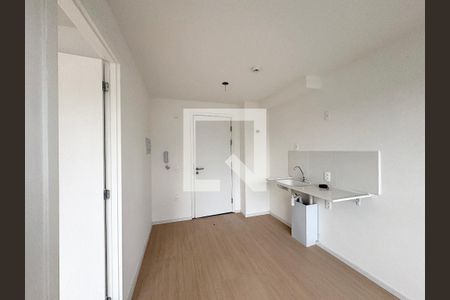 Sala/ Cozinha  de apartamento para alugar com 1 quarto, 24m² em Vila Arcadia, São Paulo