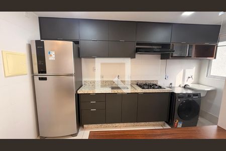 Cozinha e Área de Serviço de apartamento para alugar com 2 quartos, 67m² em Setor Bueno, Goiânia