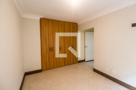 Suíte 1 de casa de condomínio à venda com 2 quartos, 385m² em Residencial 18 do Forte, Santana de Parnaíba