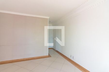 Sala de apartamento para alugar com 3 quartos, 62m² em Km 18, Osasco
