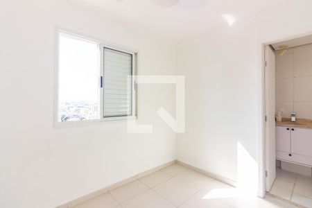 Suíte de apartamento para alugar com 3 quartos, 62m² em Km 18, Osasco