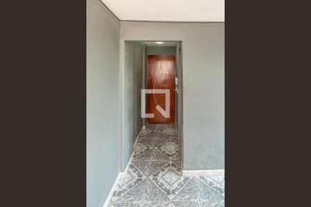 Sala - Hall da entrada de apartamento para alugar com 2 quartos, 50m² em Cordovil, Rio de Janeiro