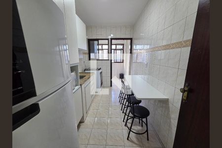 Cozinha de apartamento para alugar com 1 quarto, 73m² em Vila Tupi, Praia Grande
