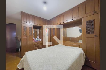 Suíte de casa à venda com 4 quartos, 208m² em Bela Vista, Osasco