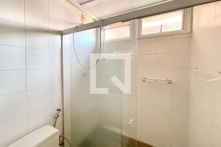 Banheiro da Suíte de apartamento à venda com 3 quartos, 110m² em Sion, Belo Horizonte