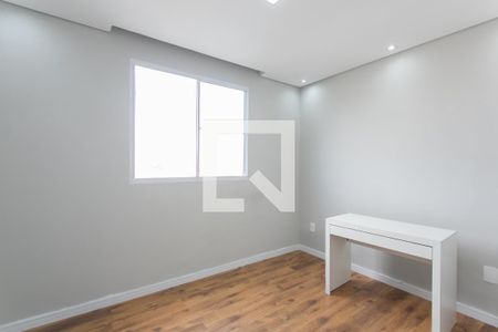 Quarto 2 de apartamento para alugar com 2 quartos, 42m² em Vila Princesa Isabel, São Paulo
