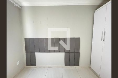 Quarto 1 de apartamento à venda com 2 quartos, 41m² em Jardim do Lago, São Paulo
