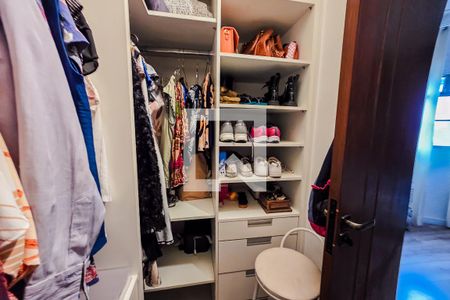 Casa à venda com 3 quartos, 115m² em Jardim Itapoan, Santo André