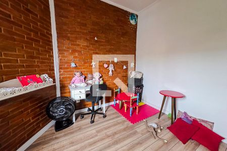 Casa à venda com 3 quartos, 115m² em Jardim Itapoan, Santo André