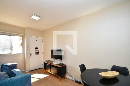 Sala jantar e estar de apartamento à venda com 2 quartos, 48m² em Cerqueira César, São Paulo