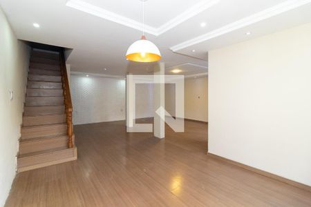 Sala de casa para alugar com 3 quartos, 250m² em Padre Miguel , Rio de Janeiro
