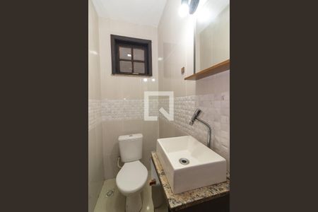 Lavabo de casa para alugar com 3 quartos, 250m² em Padre Miguel , Rio de Janeiro