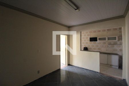 Sala de casa à venda com 1 quarto, 96m² em Parque São Pedro, Belo Horizonte