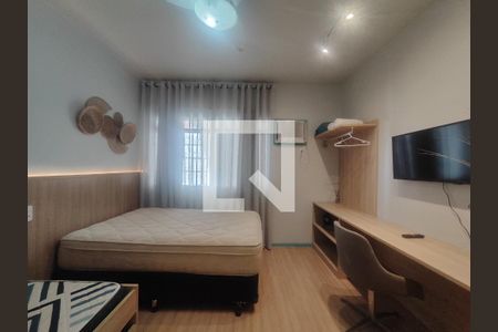 Sala de apartamento para alugar com 1 quarto, 35m² em Recreio dos Bandeirantes, Rio de Janeiro