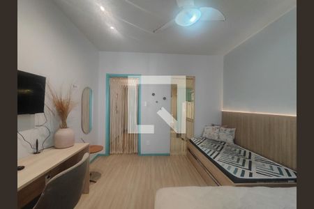 Sala de apartamento para alugar com 1 quarto, 35m² em Recreio dos Bandeirantes, Rio de Janeiro