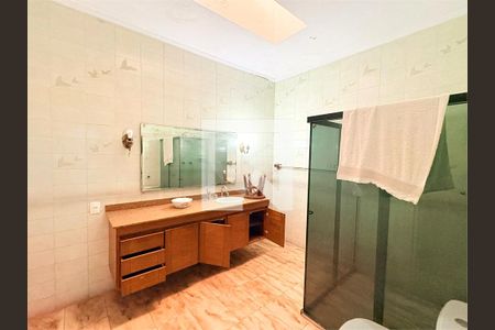 Casa à venda com 3 quartos, 300m² em Vila Albertina, São Paulo