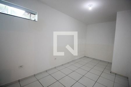 Quarto 1 de casa para alugar com 2 quartos, 70m² em Jardim Três Marias, Taboão da Serra